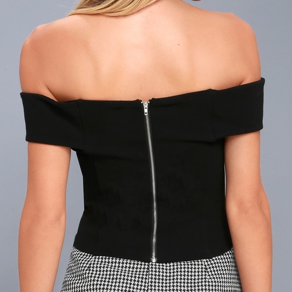 NWT Lulus Black Off-the-Shoulder Crop Top - Picture 4 of 7